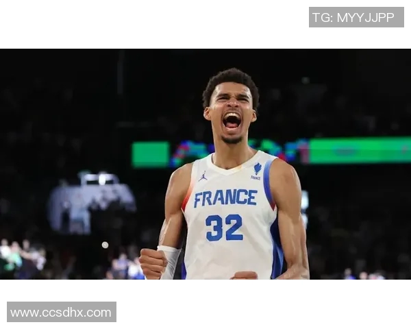 文班亚马新秀赛季表现抢眼场均20分10篮板3盖帽实力领跑联盟